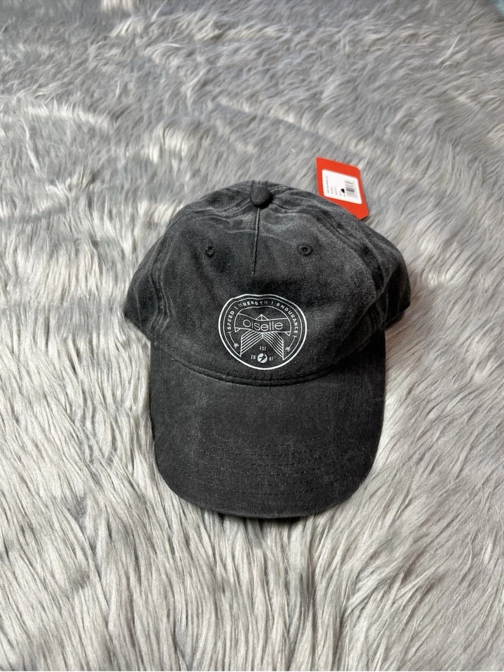 Oiselle Crest Baseball Cap Women’s Hat Faded Black One Size